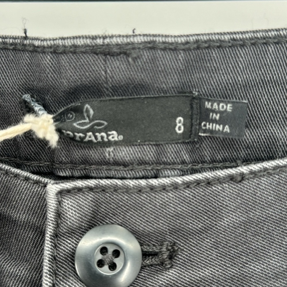 NWT PrAna Janessa 2 Way Stretch Button Fly Cropped Woven Pant In Charcoal Size 8 - Picture 4 of 8